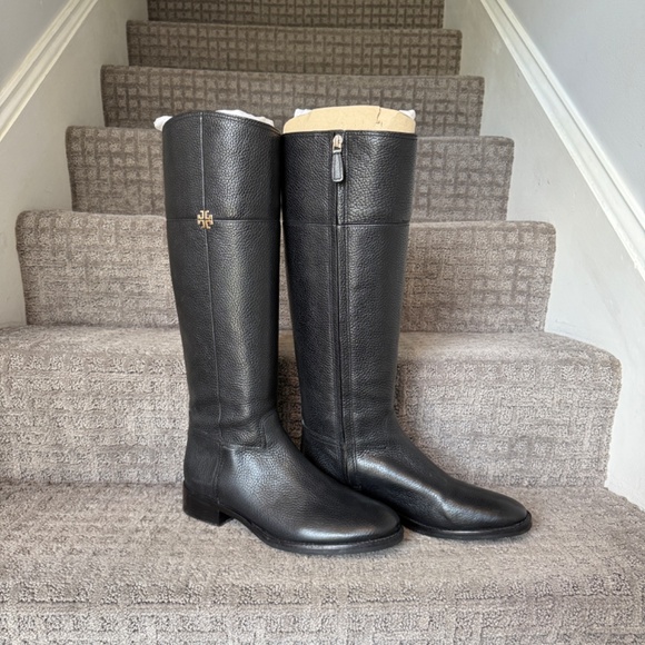 Tory Burch Jolie Riding Boots, EUC, black leather, size 9 - Picture 4 of 16